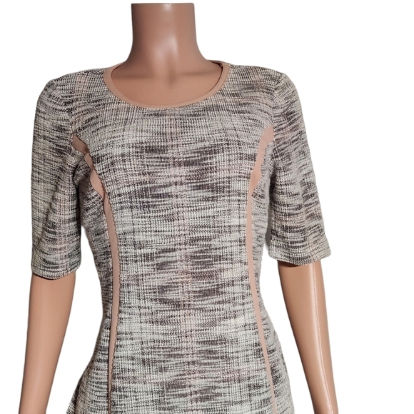 CONNECTED Apparel Crew Neck Short Sleeve Panel Knit Dress Blush Size: 8 - Picture 2 of 6